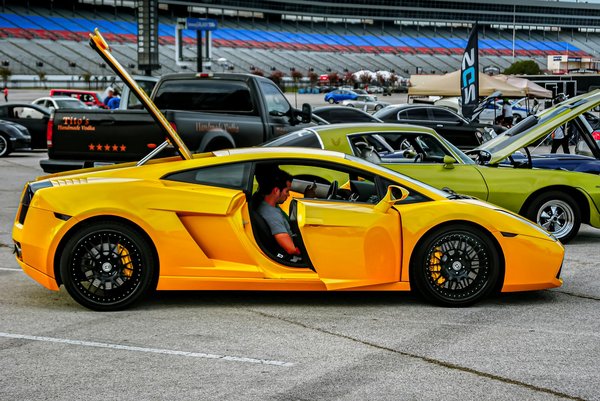 Quels sont les avantages des pneus run-flat pour les voitures de luxe?